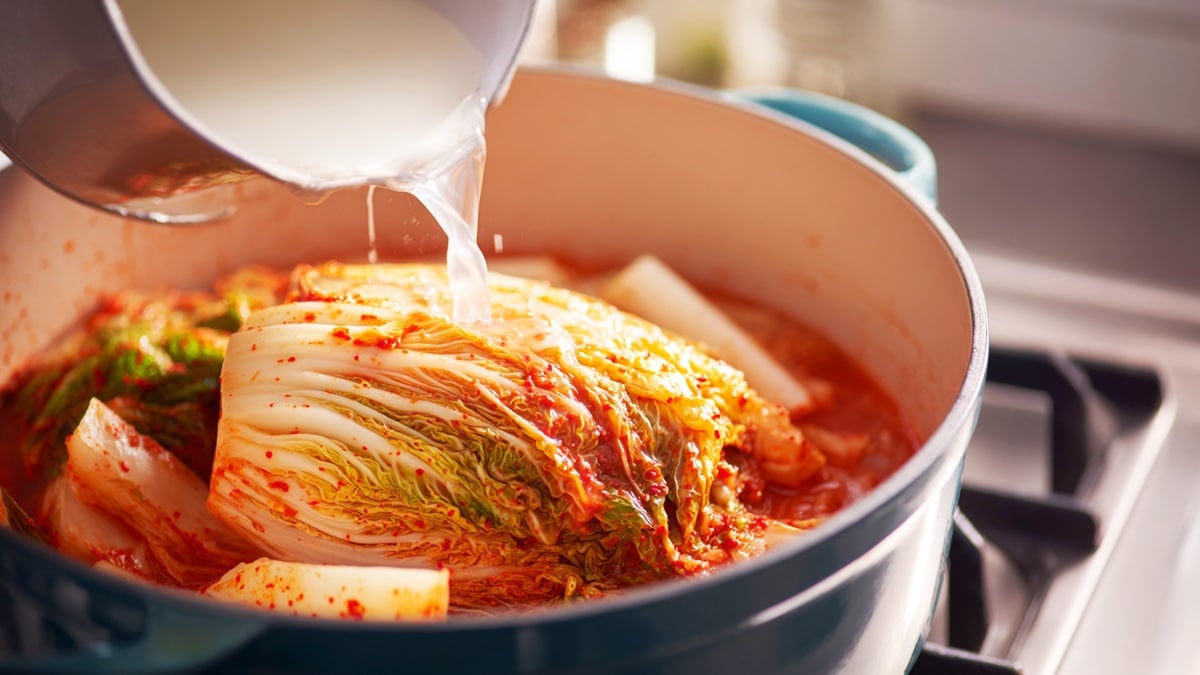 국물은 쌀드물과 들기름으로 만들기