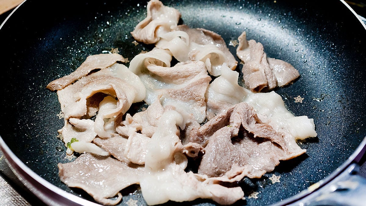 팬에 구운 삼겹살