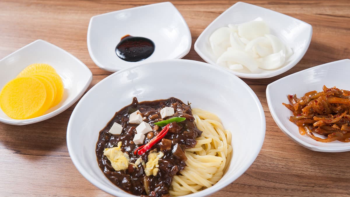 중국집에서 ‘이것’ 꼭 같이 주는 이유…알고 보니 맛과 건강까지 잡아준다