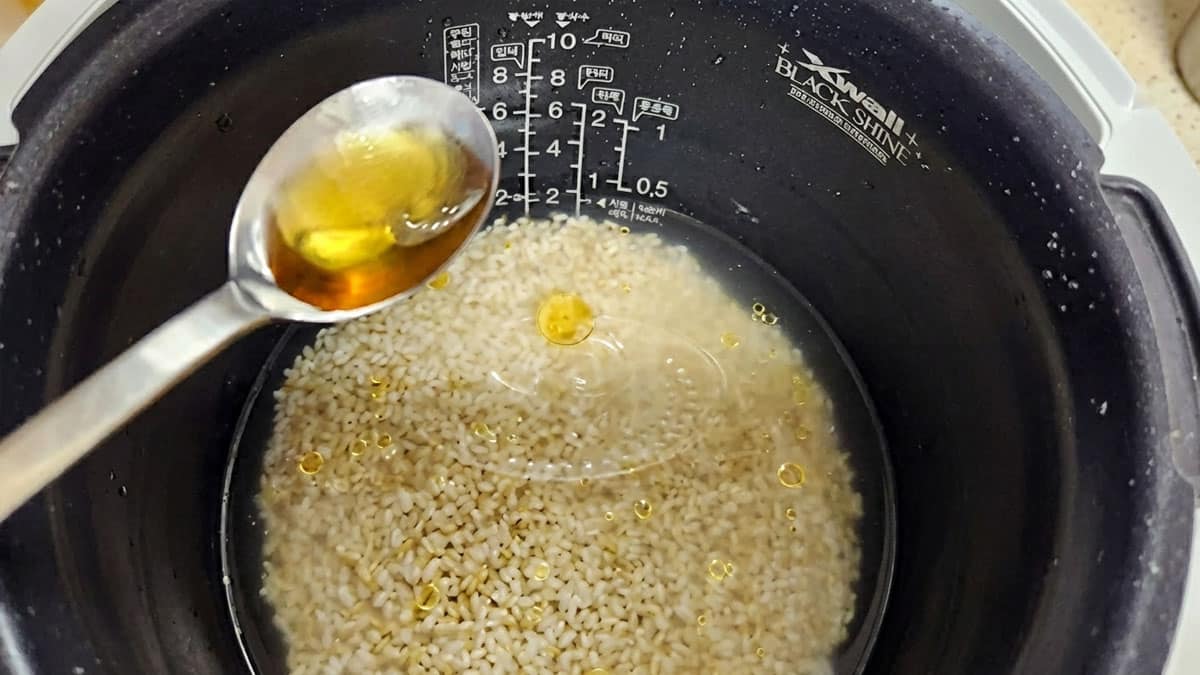 묵은쌀 밥 짓기