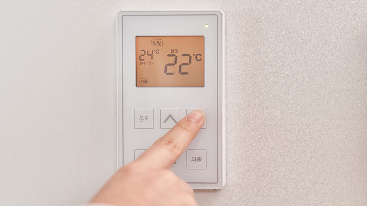 보일러 올렸는데 왜 여전히 춥지?…’난방비’ 새는 진짜 이유 따로 있었다