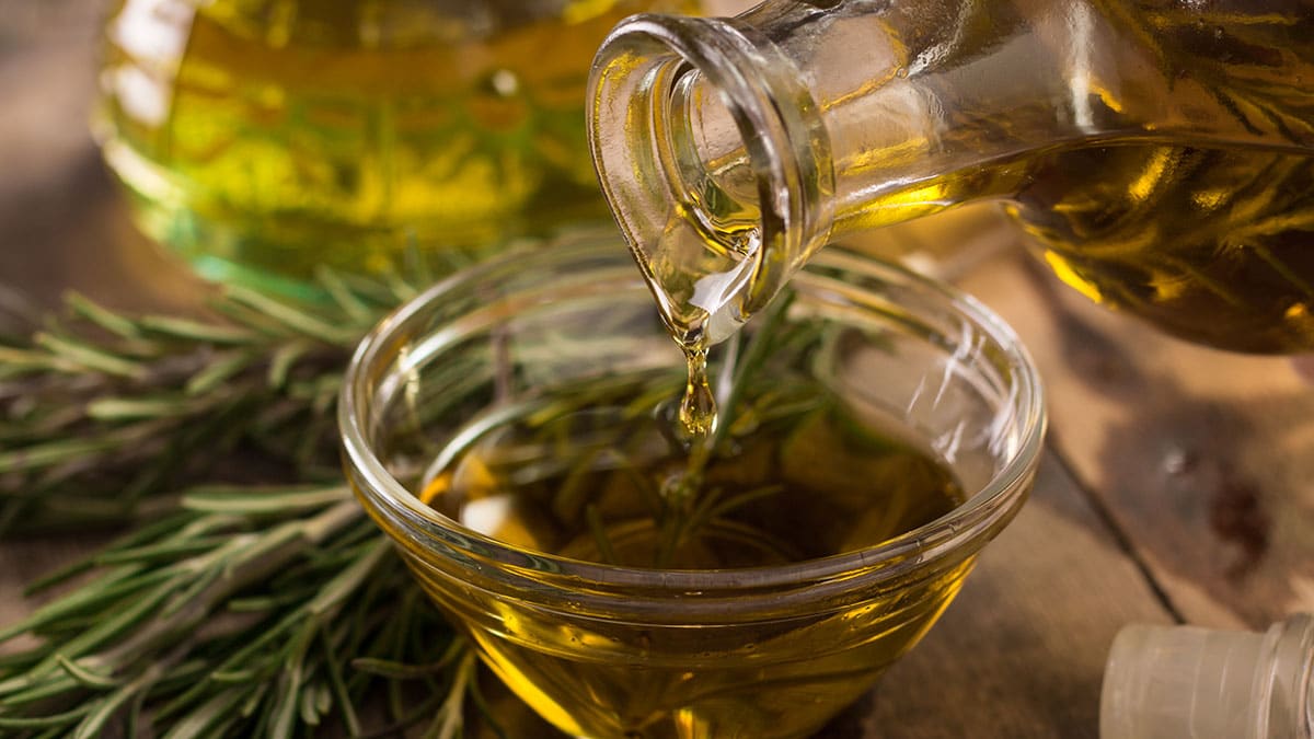 올리브유 대신 ‘이 오일’ 써보세요…식물성 오일 중 최고 수준으로 꼽힙니다