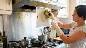 주방 기름때 제거 방법