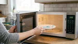 칫솔 살균 방법