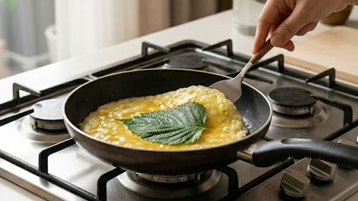 퍽퍽하던 계란말이, ‘이 재료’ 추가해 보세요…촉촉해서 또 해달라고 합니다