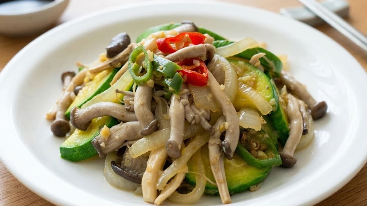 애호박 버섯볶음