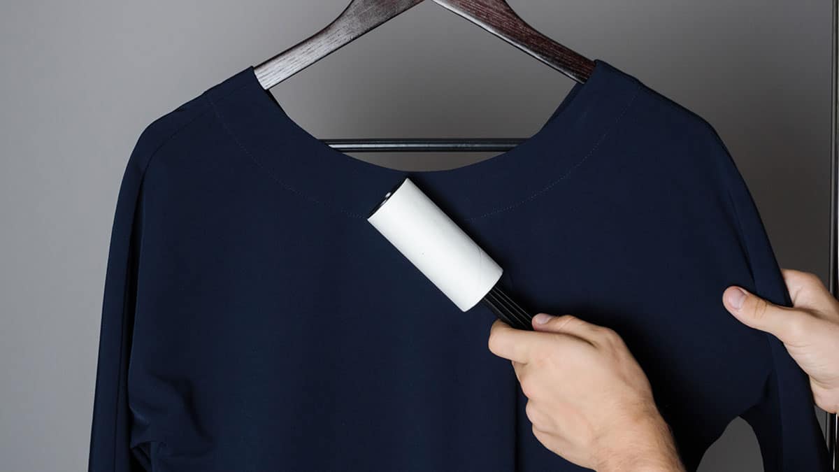 먼지 붙은 ‘검은 옷’ 주방으로 가져가 보세요…이제 돌돌이도 필요 없습니다